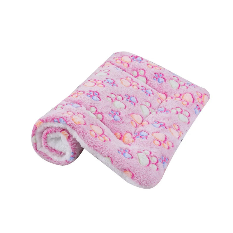 Flannel blanket size guide S M L Dogora
